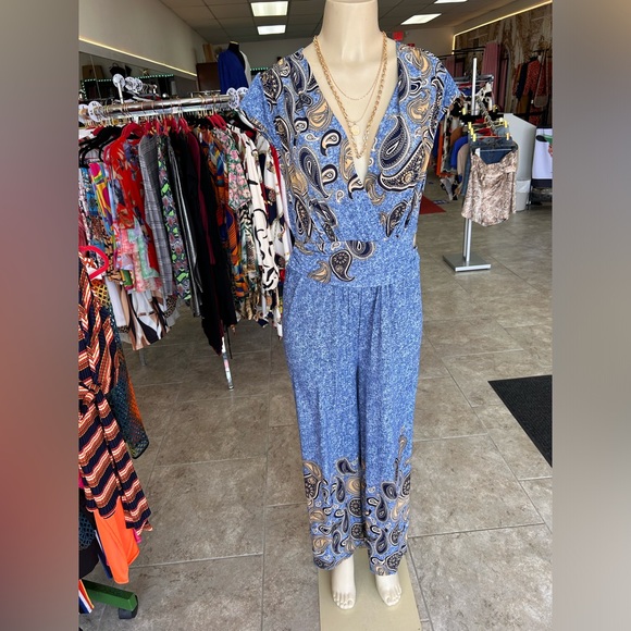 Polyester jumpsuit - Picture 5 of 5